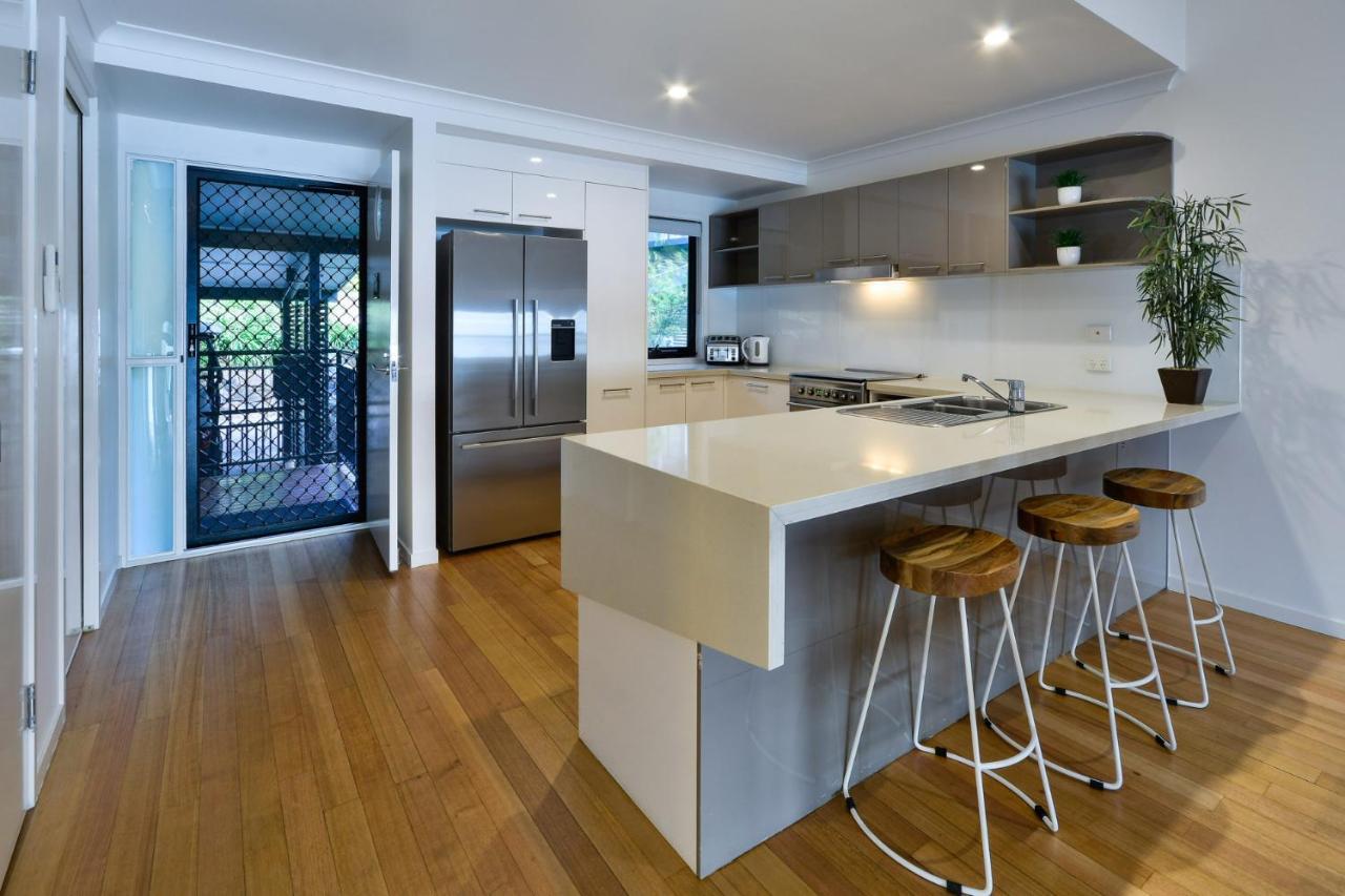 Shorelines 31 Renovated Upmarket Two Bedroom Apartment With Ocean Views And Buggy Hamilton Island Kültér fotó